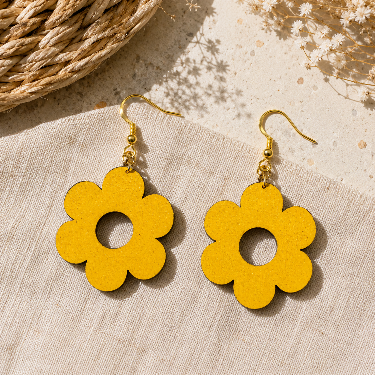Boucles d’oreilles fleuries en bois